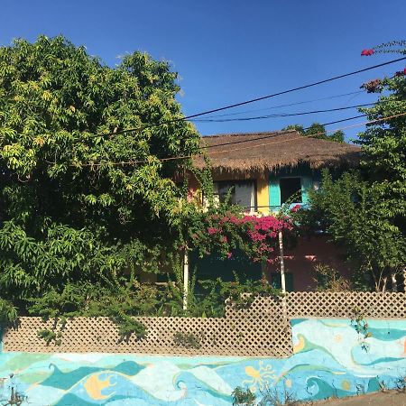 Hotel Confetti House Quy Nhon Exterior foto