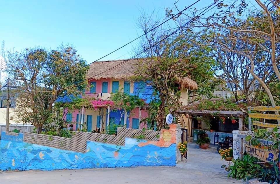 Hotel Confetti House Quy Nhon Exterior foto